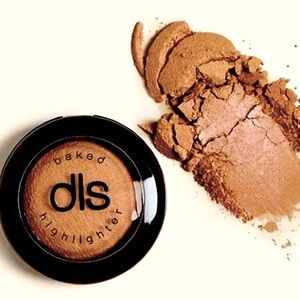 🔅5/$30🔅 DLS Baked Highlighter in Soda Pop ➰